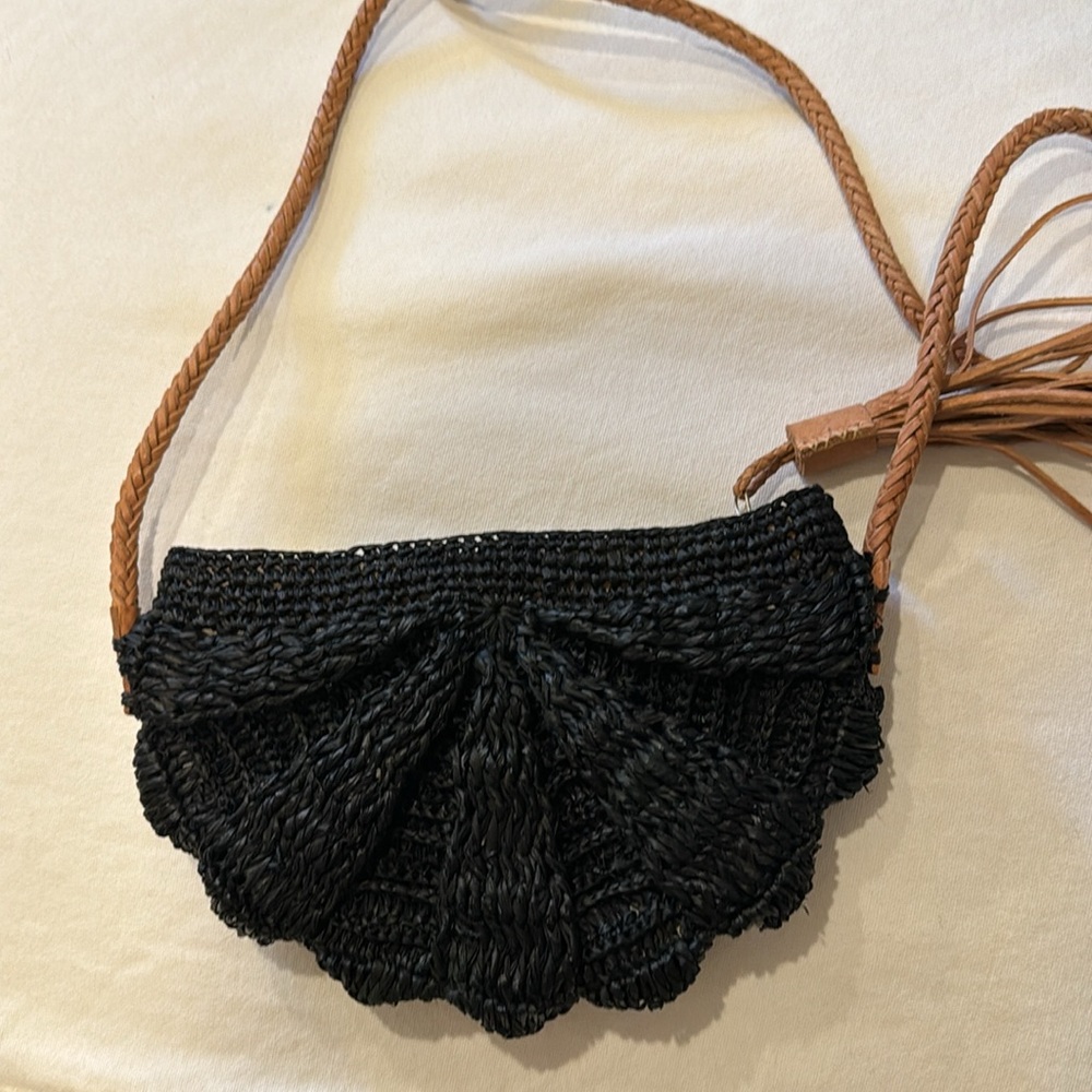 Mar Y Sol Raffia Crossbody - Picture 4 of 5